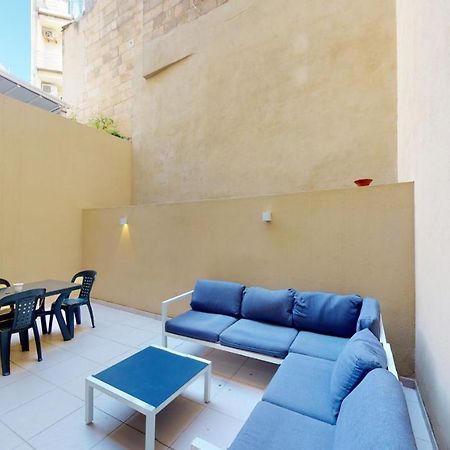 Spacious 3 Bedroom Maisonette スリーマ エクステリア 写真