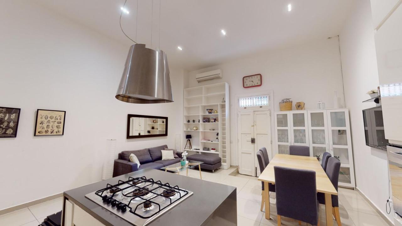 Spacious 3 Bedroom Maisonette スリーマ エクステリア 写真